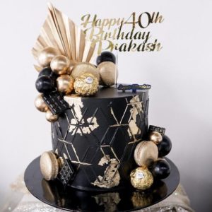 Black and Gold 40th Cake